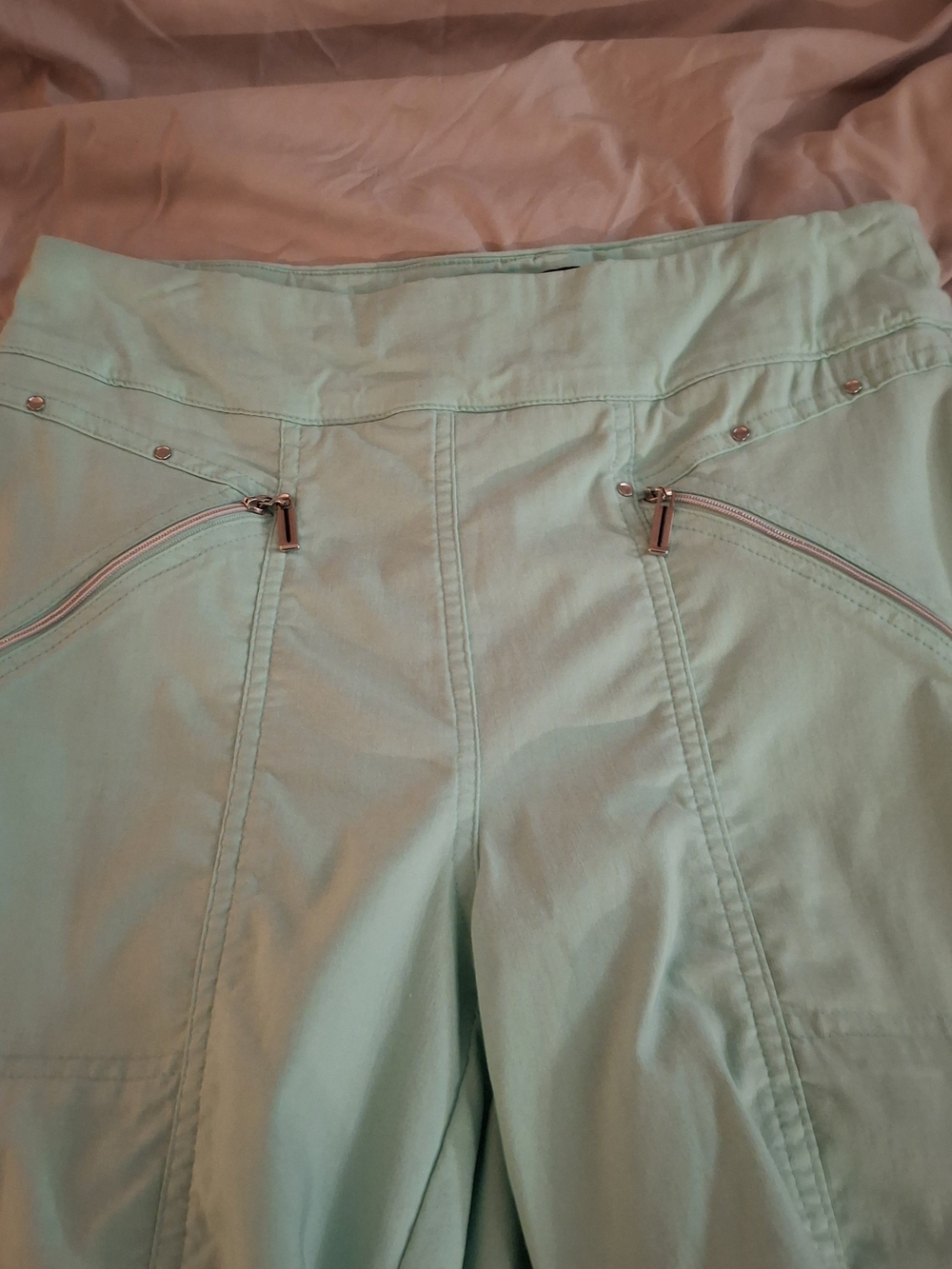 Jamie Sadock Women's Mint Green Active Capris with Branded Plate - Picture 5 of 9